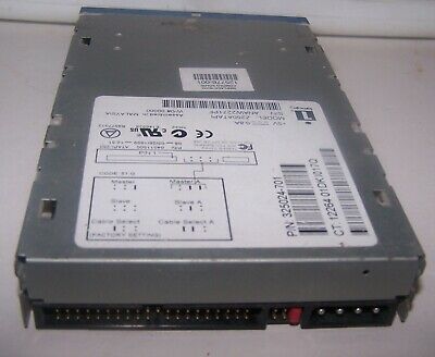 Iomega lector grabador ZIP drive 250Mb PC interno IDE Z250ATAPI P/N. 325024-701